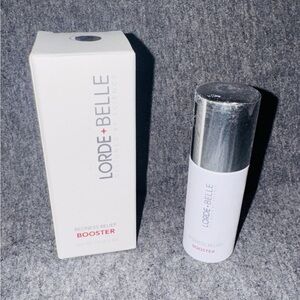 Lorde + Belle Redness Relief Booster - Silver and White